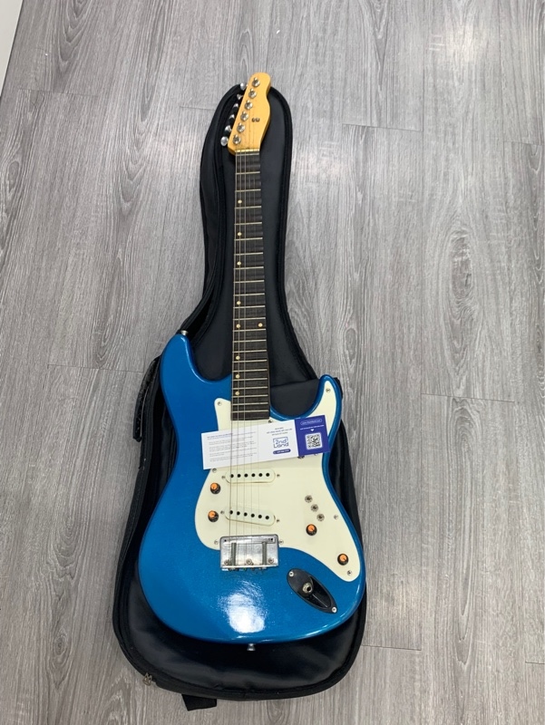 Đàn Guitar Noname - Màu xanh - Ngoại hình: 96% - Đã thay cần đàn - Kèm túi + dây đàn thay thế + dây 6 ly