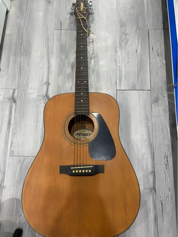 Đàn Guitar Peavet Tupelo - Màu nâu - Ngoại hình: 97% - Dây séc, xước thân - Body
