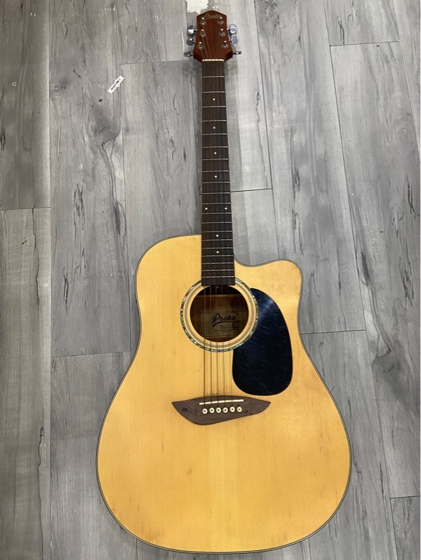 Đàn Guitar Praha P43-NT - Màu nâu - Ngoại hình: 97% - Xước thân, mất 1 dây, dây rỉ sét cần thay - Body