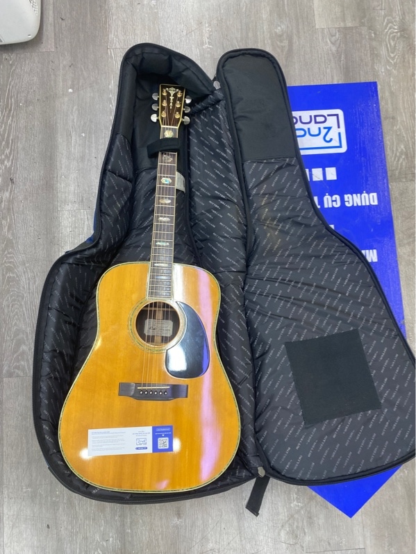 Đàn guitar Rider R 500D 1976 - Màu nâu gỗ - Ngoại hình 97.5% - Toét nhẹ chốt dây - Kèm túi