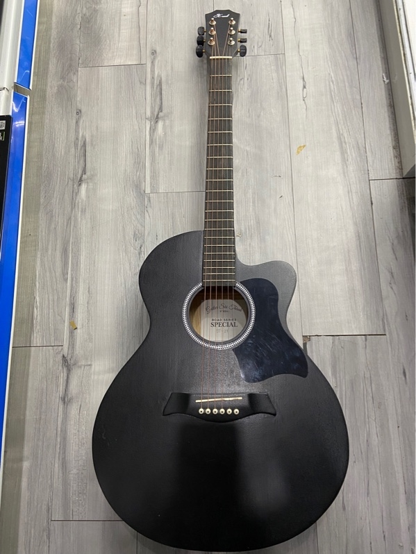 Đàn Guitar Sài Thành st-x1 - Màu đen - Ngoại hình: 97.5% - Body