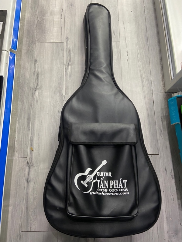 Đàn Guitar Tấn Phát - Màu đen - Ngoại hình: 97% - Cấn viền, dán skin - Kèm túi