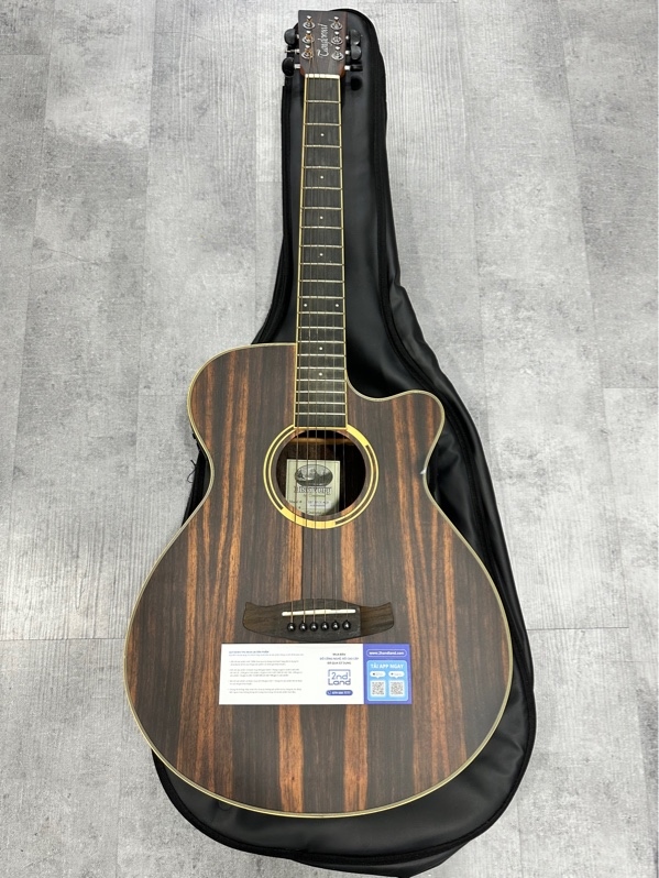 Đàn Guitar Tanglewood DBT DLX SFCE EB - Màu gỗ - Ngoại hình 97% - Mất một núm tune dây - Kèm túi + EQ Tanglewood Premium Plus