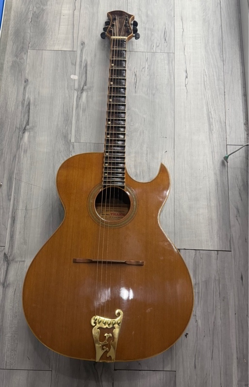 Đàn Guitar Thanh - Màu nâu - Ngoại hình: 97% - Bụi ố nhẹ - Body