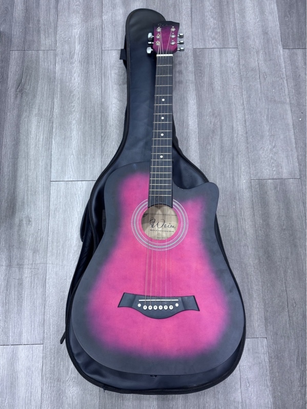 Đàn Guitar Woim - Màu đỏ - Ngoại hình 97% - trầy xước nhẹ - Kèm túi