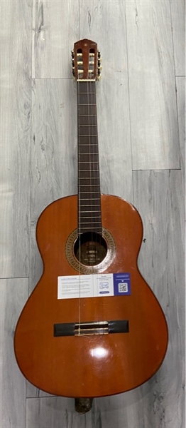 Đàn Guitar Yamaha G120A - Màu nâu - Ngoại hình: 97% - Đứt 2 dây - Kèm túi