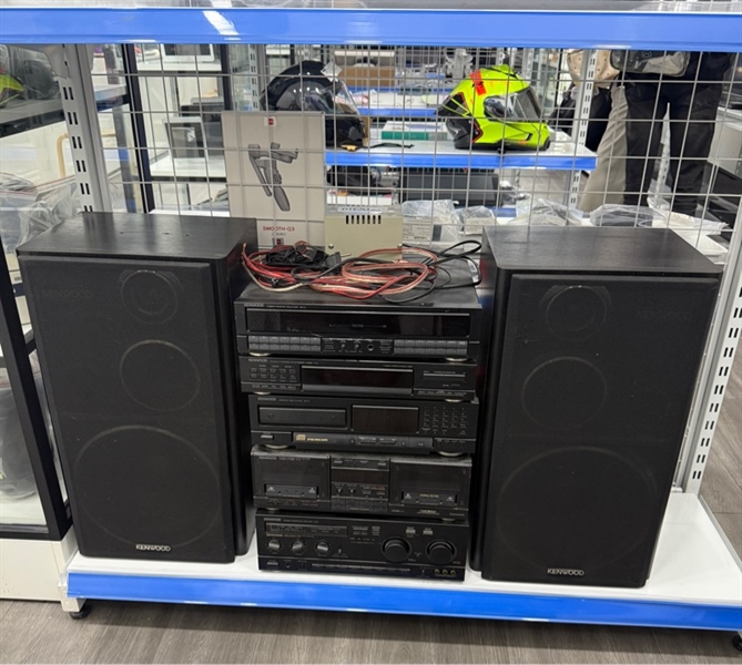 Dàn loa Kenwood , loa Kenwood 3 way 3 spearker Amplifier A-5J Cassette deck X-7J Synthesizer tuner T-7J Equalizer Ge-5J Discplayer DP-7J - Màu đen - Ngoại hình 97% - Kèm biến áp , dây kết nối