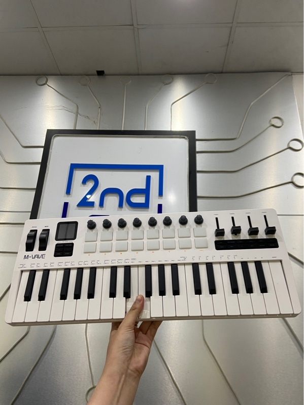 Đàn Midi Keyboard Controller M-Vave SMK-37 PRO - Màu trắng - Ngoại hình: 97% - Body