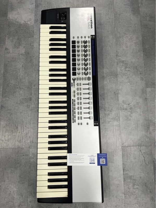 Đàn Midi Novation 61SL MK2 - Màu xám đen - Ngoại hình: 96% - Trôi cần pitch - Kèm túi + Nguồn