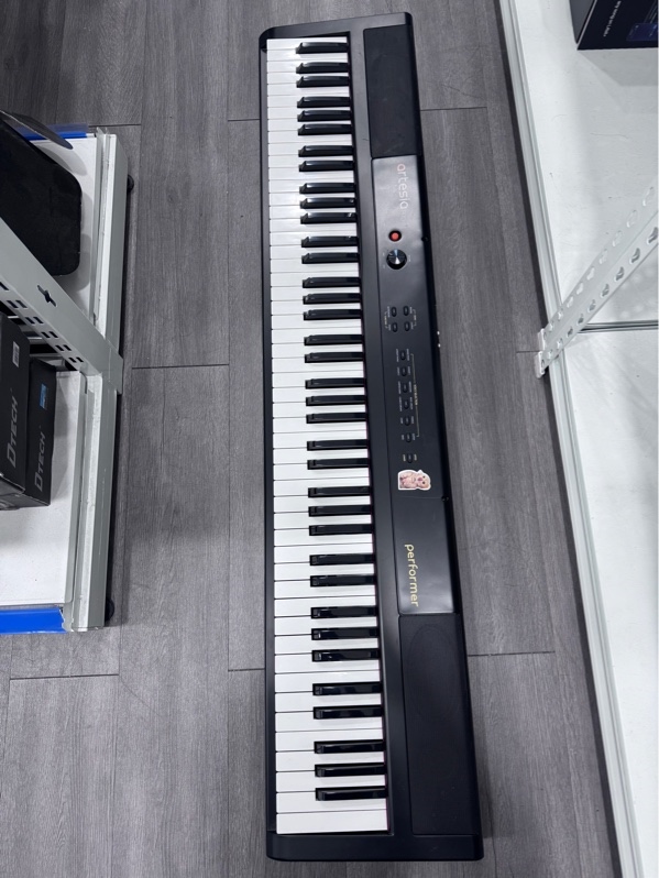 Đàn Piano điện Artesia Pro model Perfomer - Màu đen - Ngoại hình 98% - Kèm 1 chân đế, 1 nguồn, 1 pedal