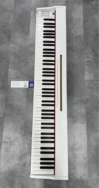 Đàn Piano Victor VT02 - Màu trắng - Ngoại hình 97% - Kèm nguồn + Pedal