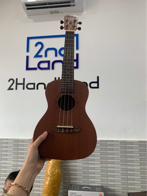 Đàn ukulele - Màu nâu - Ngoại hình: 98% - Body