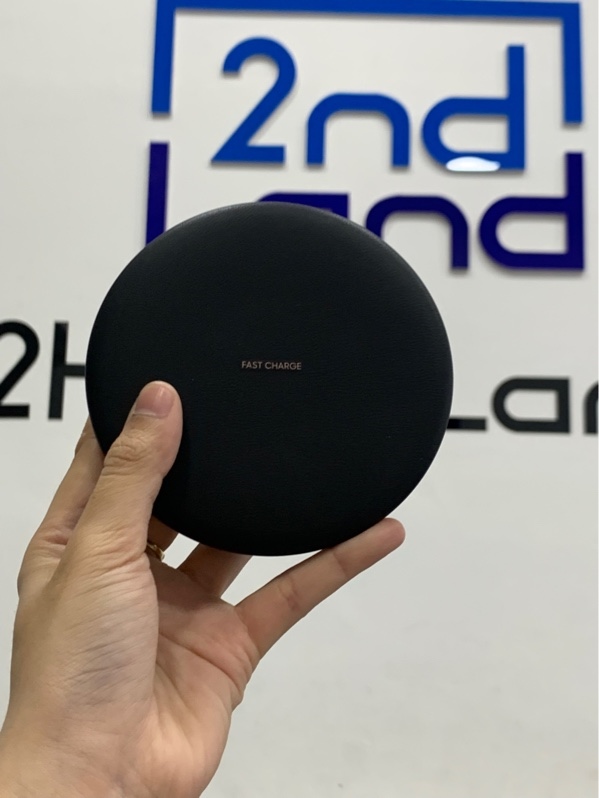 Đế sạc nhanh không dây Samsung Wireless Charger Convertible (mã model phổ biến là EP-PG950) - Màu đen - Ngoại hình: 97% - Cấn trầy - Body