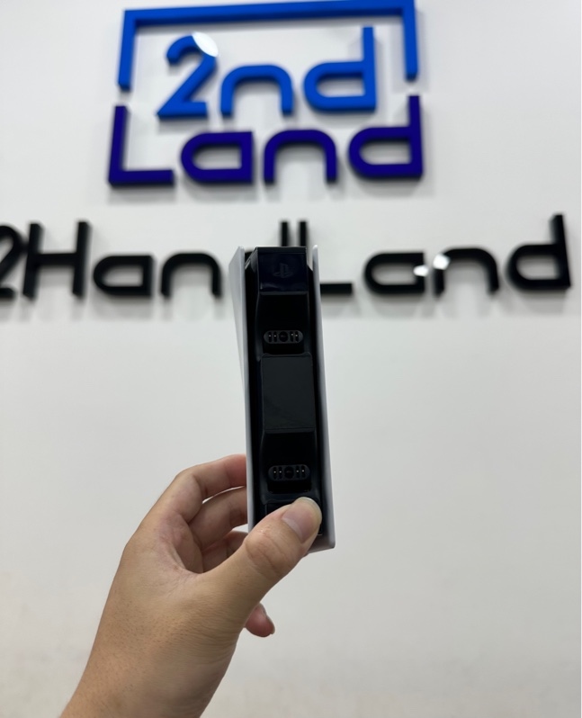 Đế sạc tay cầm PS5 - Màu trắng - Ngoại hình 98% - Kèm dây nguồn