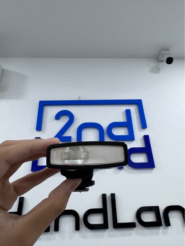 Đèn Flash Lux Junior - Màu đen - Ngoại hình 98% - Fullbox đủ phụ kiện