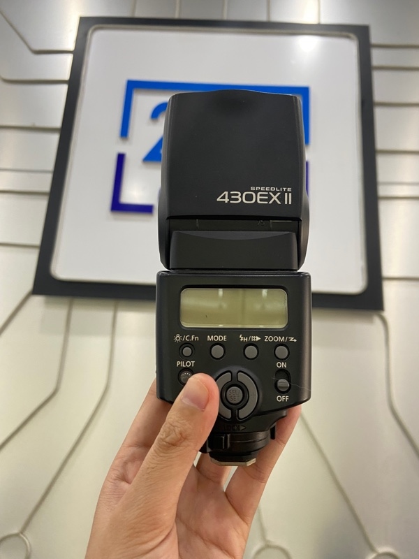Đèn flash máy ảnh Canon Speedlite 430EX II - Màu đen - Ngoại hình: 98% - Body