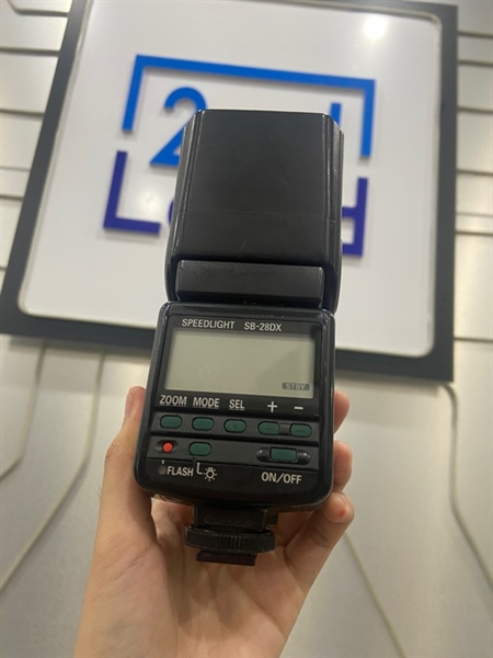 Đèn Flash Nikon Speellight SB-28 DX - Màu đen - Ngoại hình: 97% - Body 2