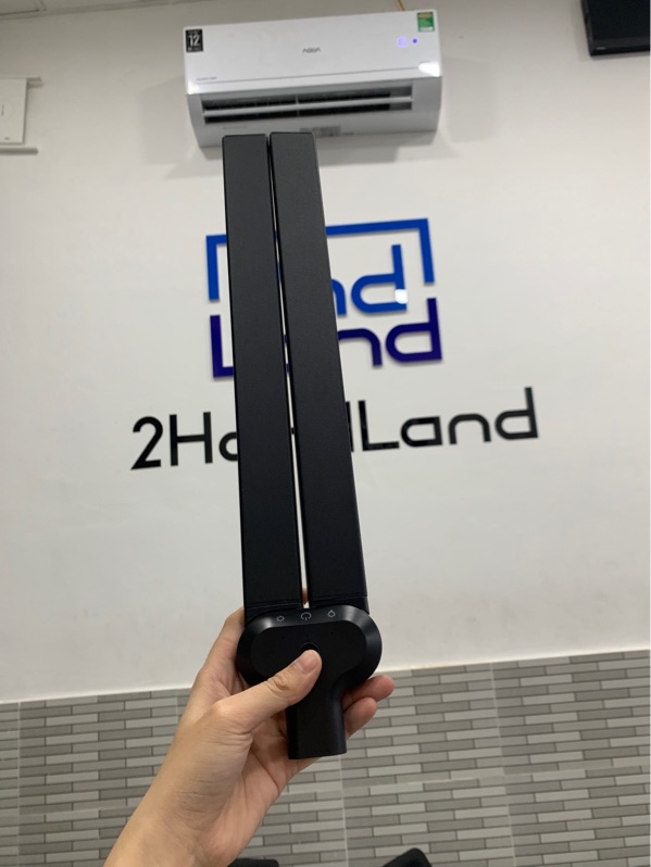 Đèn Hyperwork Luna - Màu đen - Ngoại hình: 98% - Fullbox