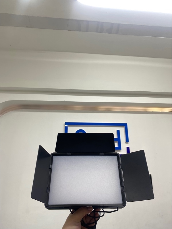 Đèn Led Square Fill Light 10inch flat Lamp - Màu đen - Ngoại hình 98% - Kèm chân kẹp bàn, box
