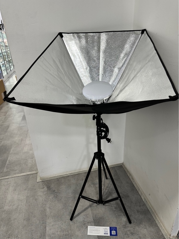 Đèn Softbox Livestream - Màu trắng - Ngoại hình 98% - 150W - Kèm đèn + Softbox + Tấm khuếch tán sáng + Chân đứng + Remote