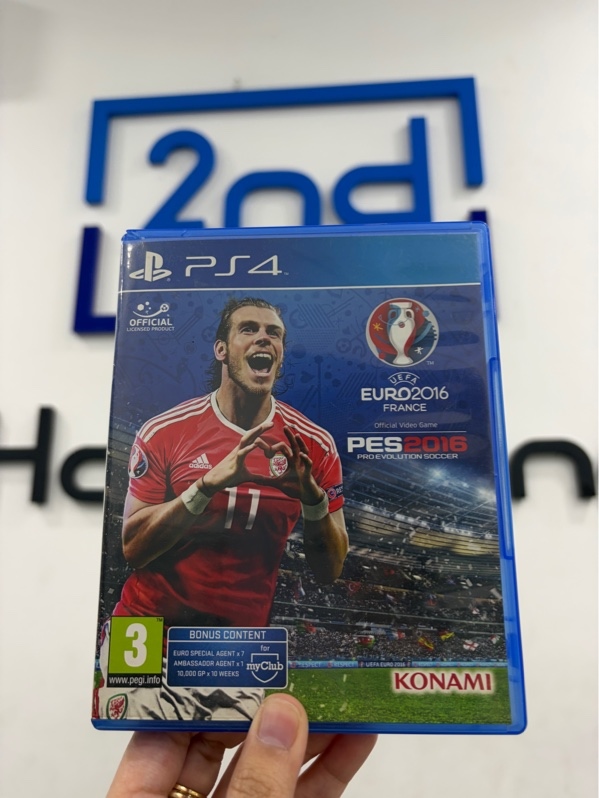 Đĩa chơi game PS4 - Pes 2016 - Ngoại hình 97% - Bể vỏ - Kèm box