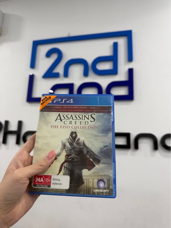 Đĩa game PS4 - Assassin's Creed The Ezio Collection - xước - Kèm box