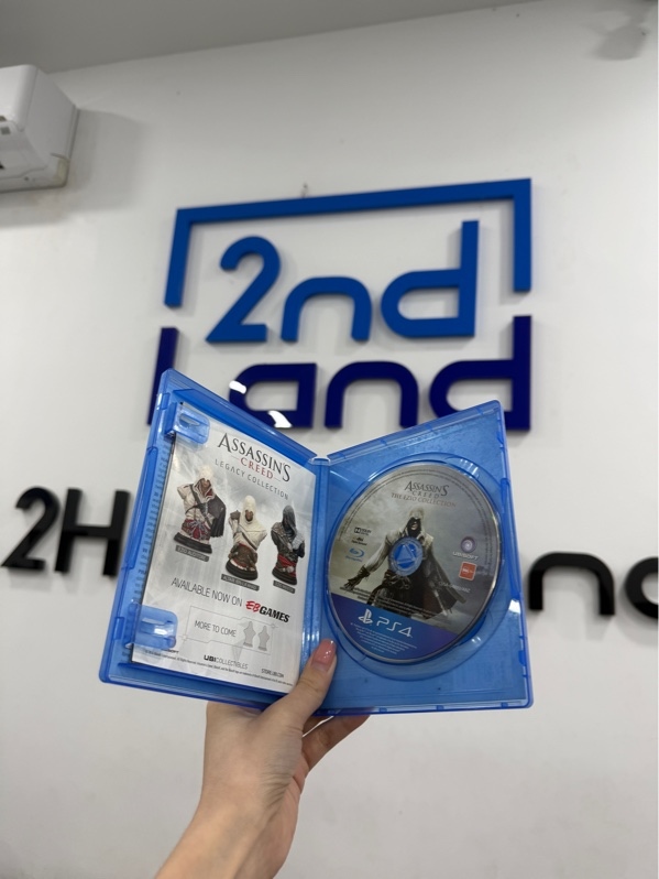 Đĩa game PS4 - Assassin's Creed The Ezio Collection - xước - Kèm box