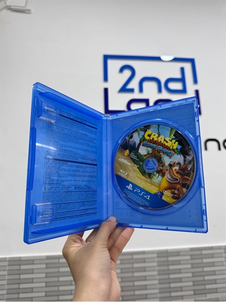 Đĩa game PS4 Crash Ban Dicoot N Sane Trilogy - Box 1