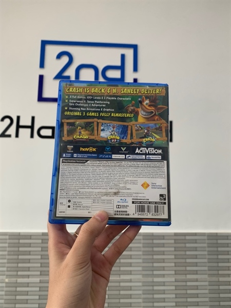 Đĩa game PS4 - Crash Bandicoot N-Sane Trilogy - Box 2