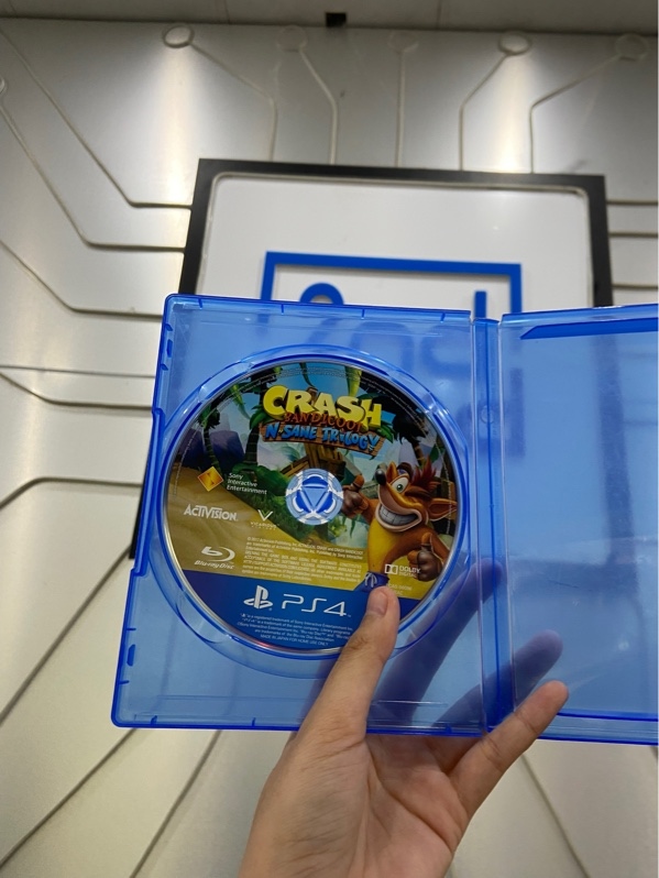Đĩa Game PS4 - Crash Bandicoot N Sane Trilogy - Kèm Box