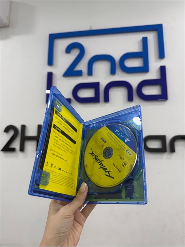 Đĩa game PS4 - Cyberpunk 2077 - bản Hàn - kèm box , map , hình