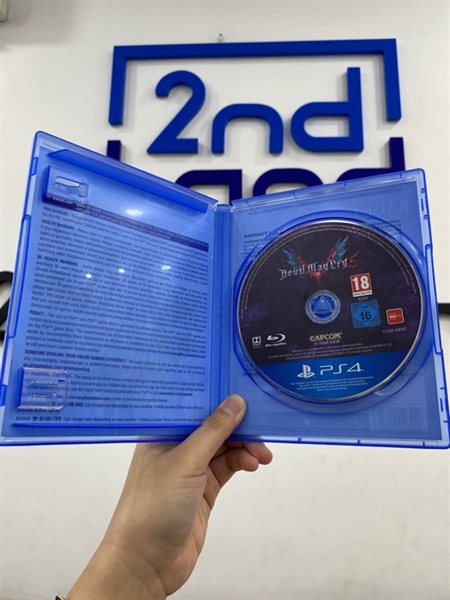Đĩa game PS4 - Devil May Cry 5 - Box 1