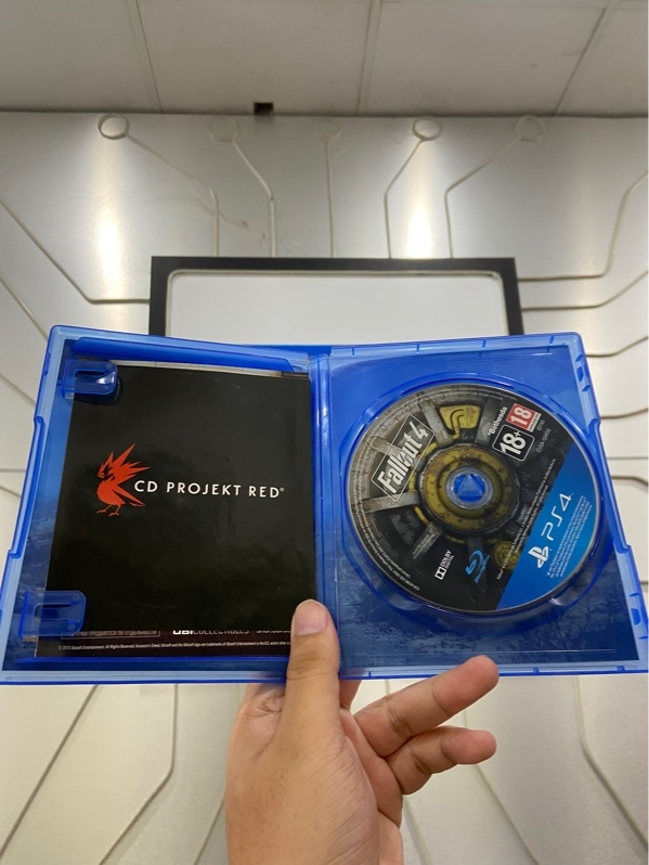 Đĩa game PS4 - Fallout 4 - Xước - Kèm Box
