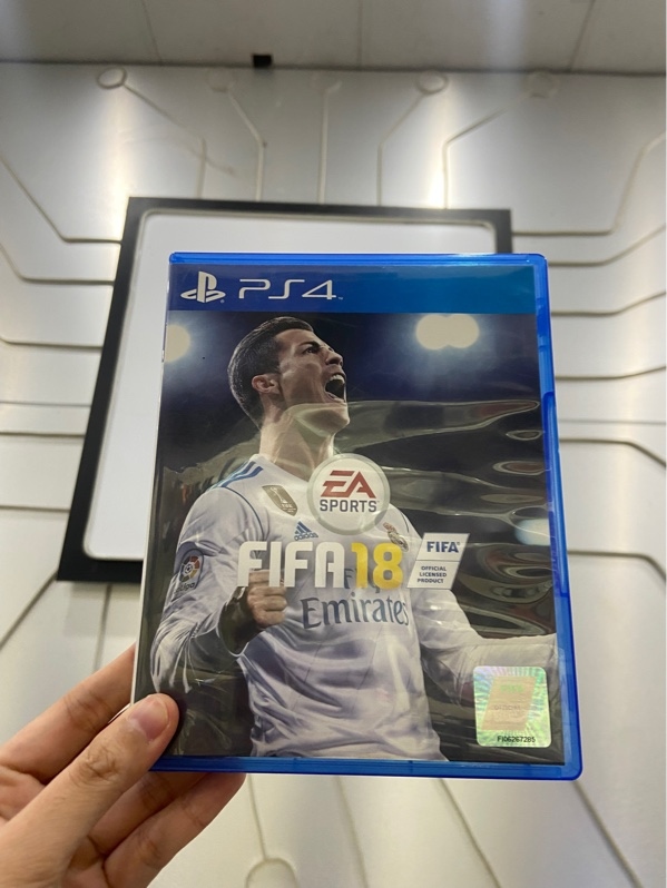 Đĩa game PS4 - FiFa 18 - Kèm box