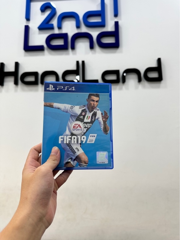 Đĩa game PS4 - Fifa 19 - Box