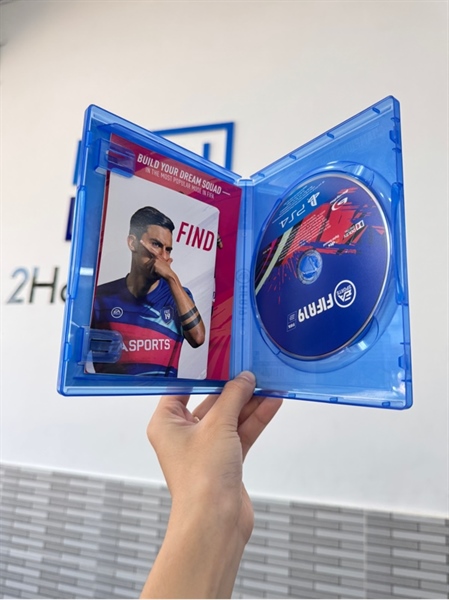 Đĩa game PS4 - FiFa 19 - Box 1
