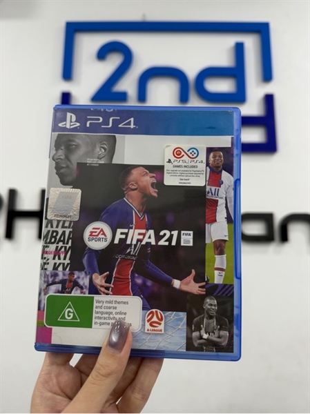 Đĩa game PS4 - Fifa 21 - Box