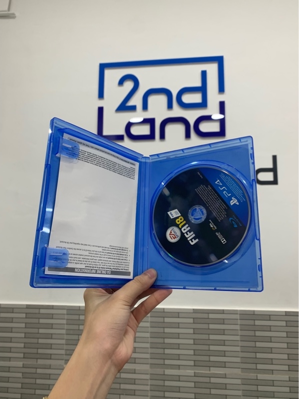 Đĩa game PS4 - Fifa18 - Box