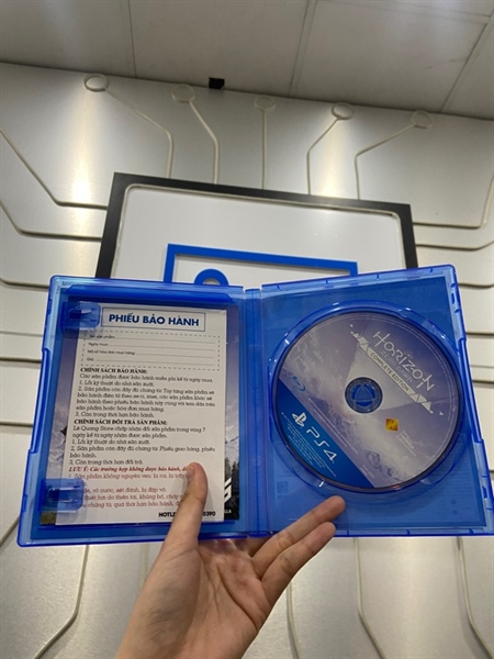 Đĩa Game PS4 - Horizon Zero Dawn Complete Edition 1