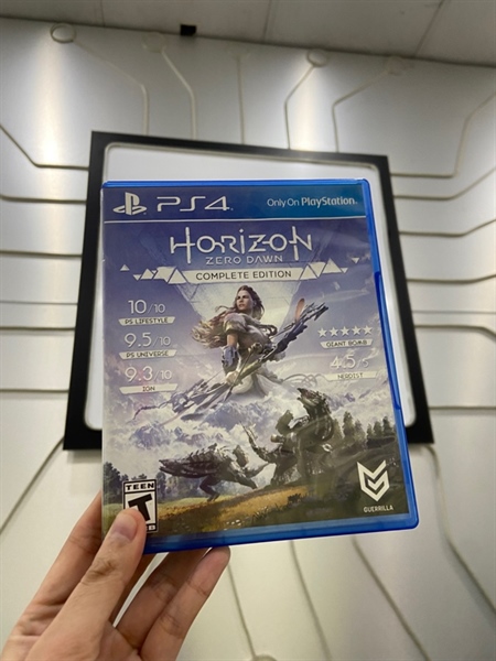 Đĩa Game PS4 - Horizon Zero Dawn - Kèm Box