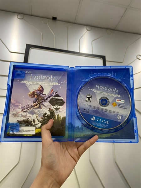 Đĩa Game PS4 - Horizon Zero Dawn - Kèm Box 1