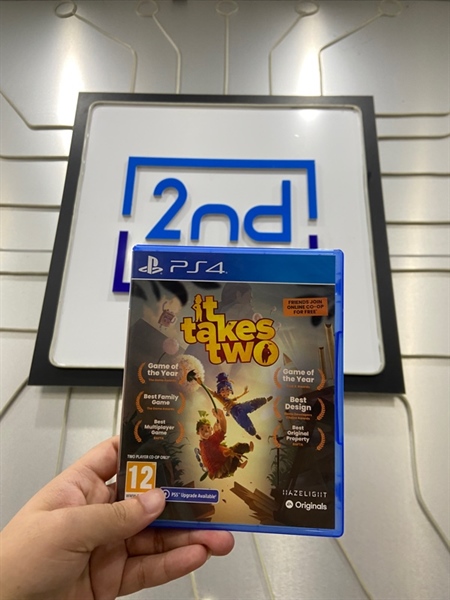 Đĩa game PS4 - It Takes Two - Kèm Box