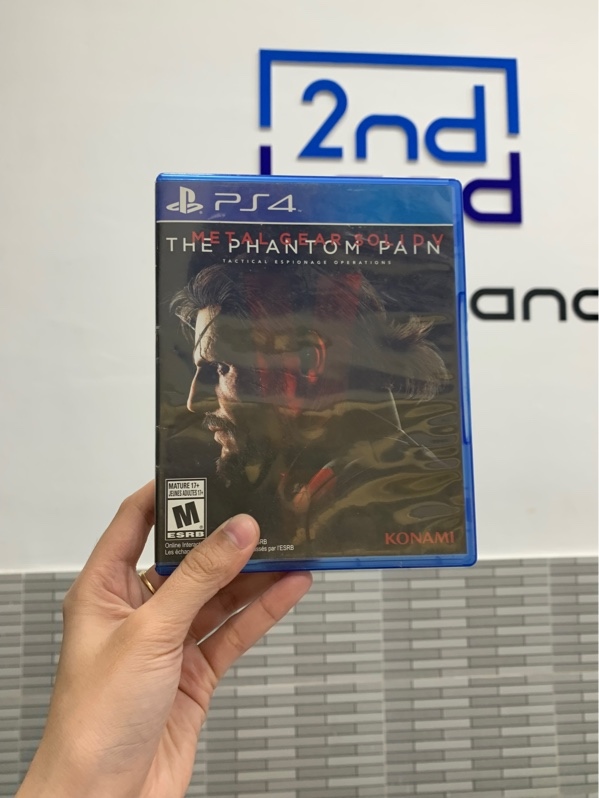 Đĩa game PS4 - Metal Gear Solid V The Phantom Pain - Box