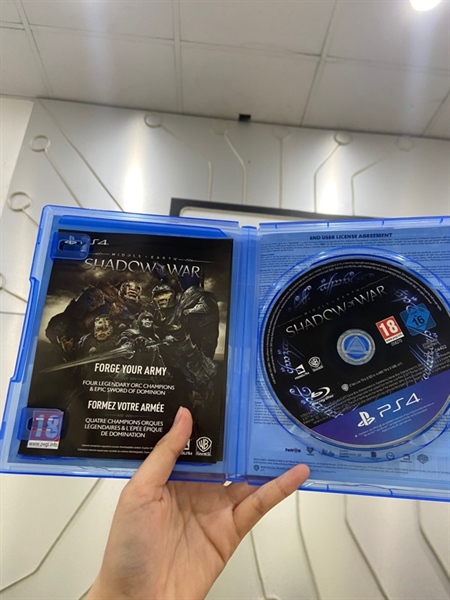 Đĩa Game PS4 - Middle-earth Shadow Of War - Kèm Box 1
