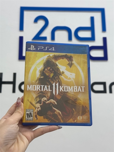 Đĩa game PS4 Mortal Kombat 11 - box