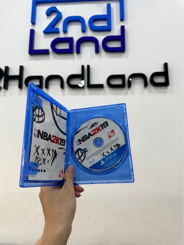 Đĩa game PS4 - NBA 2K19 - Box