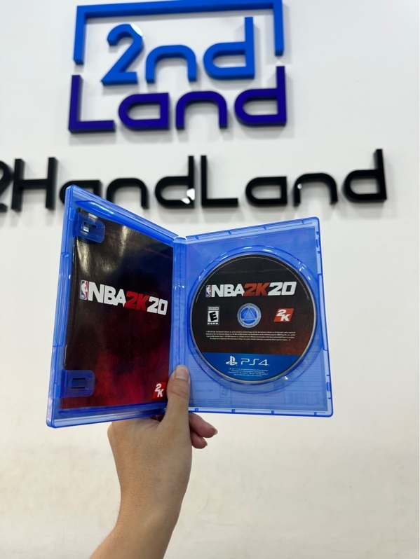 Đĩa game PS4 - NBA 2K20 - Box