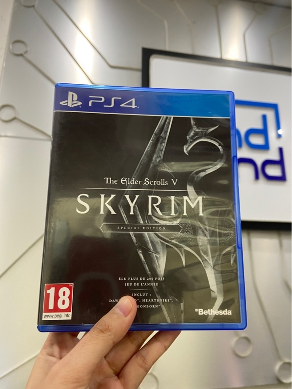 Đĩa Game PS4 - Sky Rim - Kèm Box