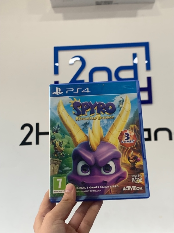 Đĩa game PS4 - Spyro reignited trilogy - Box