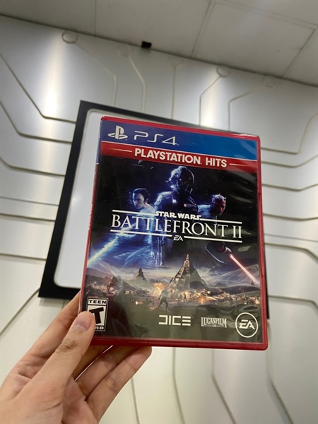 Đĩa Game PS4 - Star Wars Battlefront II - Kèm Box